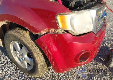 2010 Ford Escape Xlt z USA, uszkodzony, nr VIN 1FMCU9DG7AKA01290